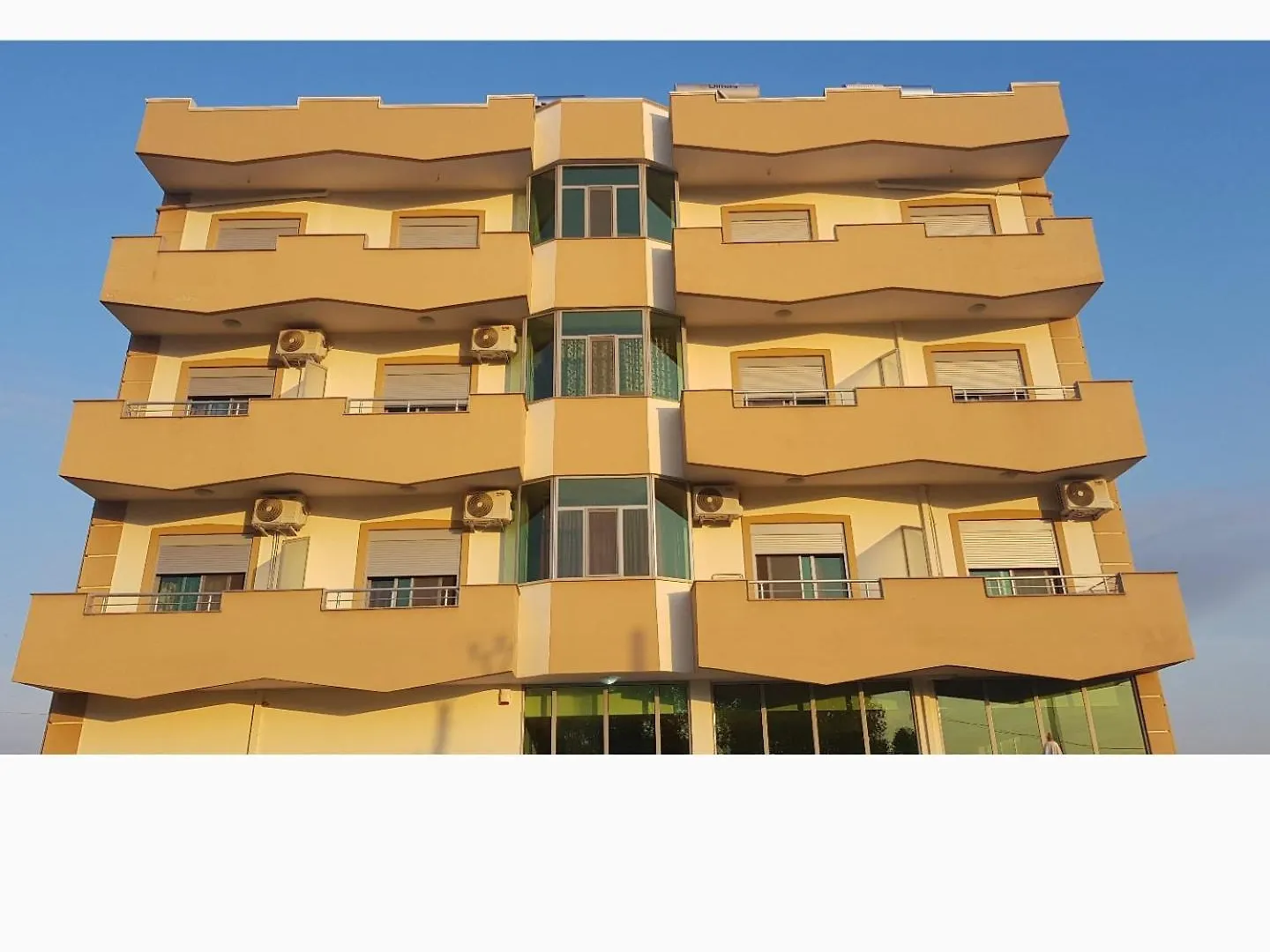 Risus Hotel ゴーレム